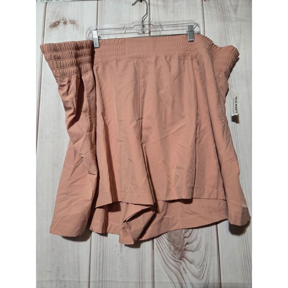 Old Navy StretchTech High-Rise Shorts 4X Pink 4" Inseam Quick Dry NWT